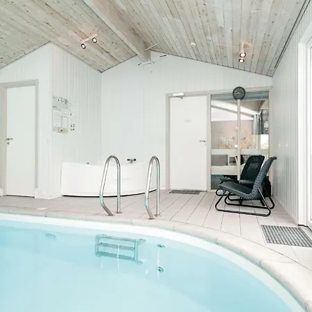 Holiday home Cozy In With Kitchen Lokken