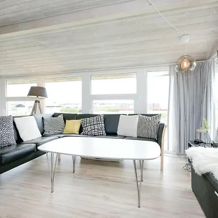 Cozy In With Kitchen Løkken