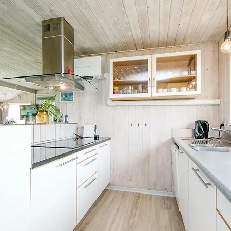 Σπίτι διακοπών Cozy In With Kitchen *