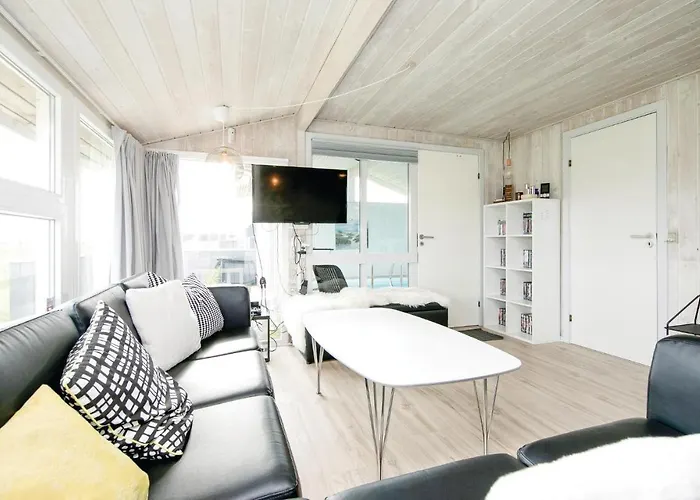 21 With Hot Tub Сasa de vacaciones Løkken